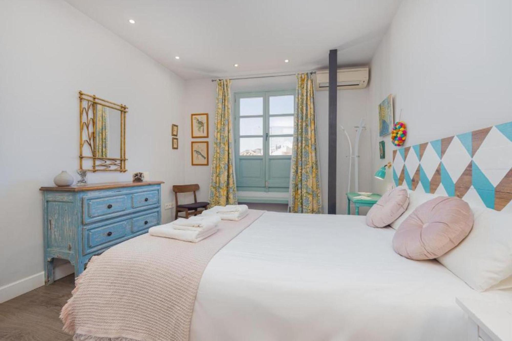 C20 - Adorable Apartment In The Center With Sun Terrace Малага Екстериор снимка