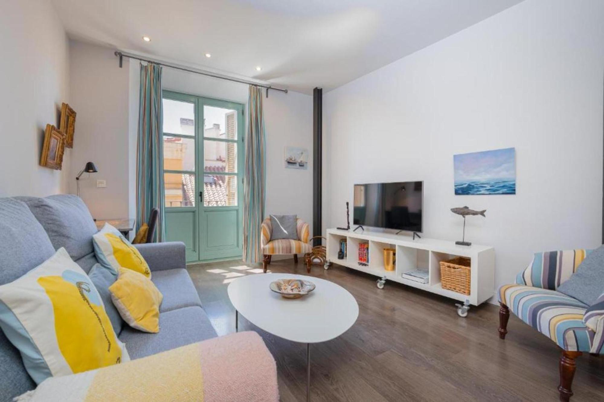 C20 - Adorable Apartment In The Center With Sun Terrace Малага Екстериор снимка